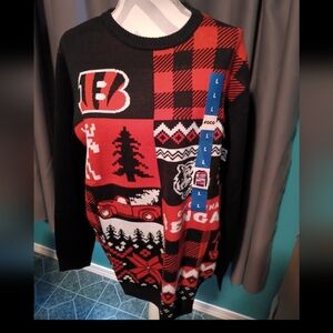 NWT HOCO NFL TEAM APPAREL BENGALS WINTER SWEATER. LARGE